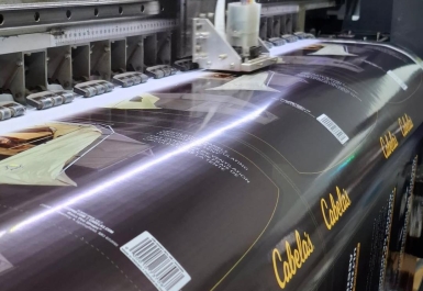 Xu hướng in UV 2025 – Công nghệ dẫn đầu trong quảng cáo