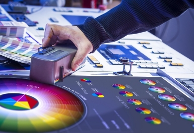 Cách kiểm tra màu in đúng file thiết kế đơn giản, nhanh chóng