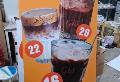 POSM cho ngành F&B: standee, wobbler, shelf talker nên dùng loại nào?